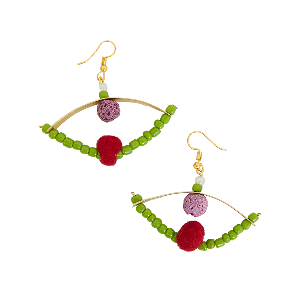 Handmade earrings green eyes by brass with lime beads and fuchsia pon pon.